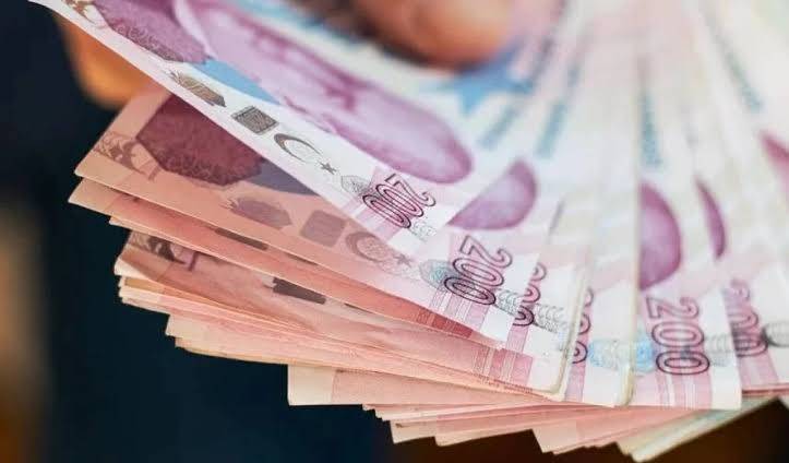 2027 asgari ücret şoku! SGK uzmanı Özgür Erdursun'dan şaşırtan rakam 8